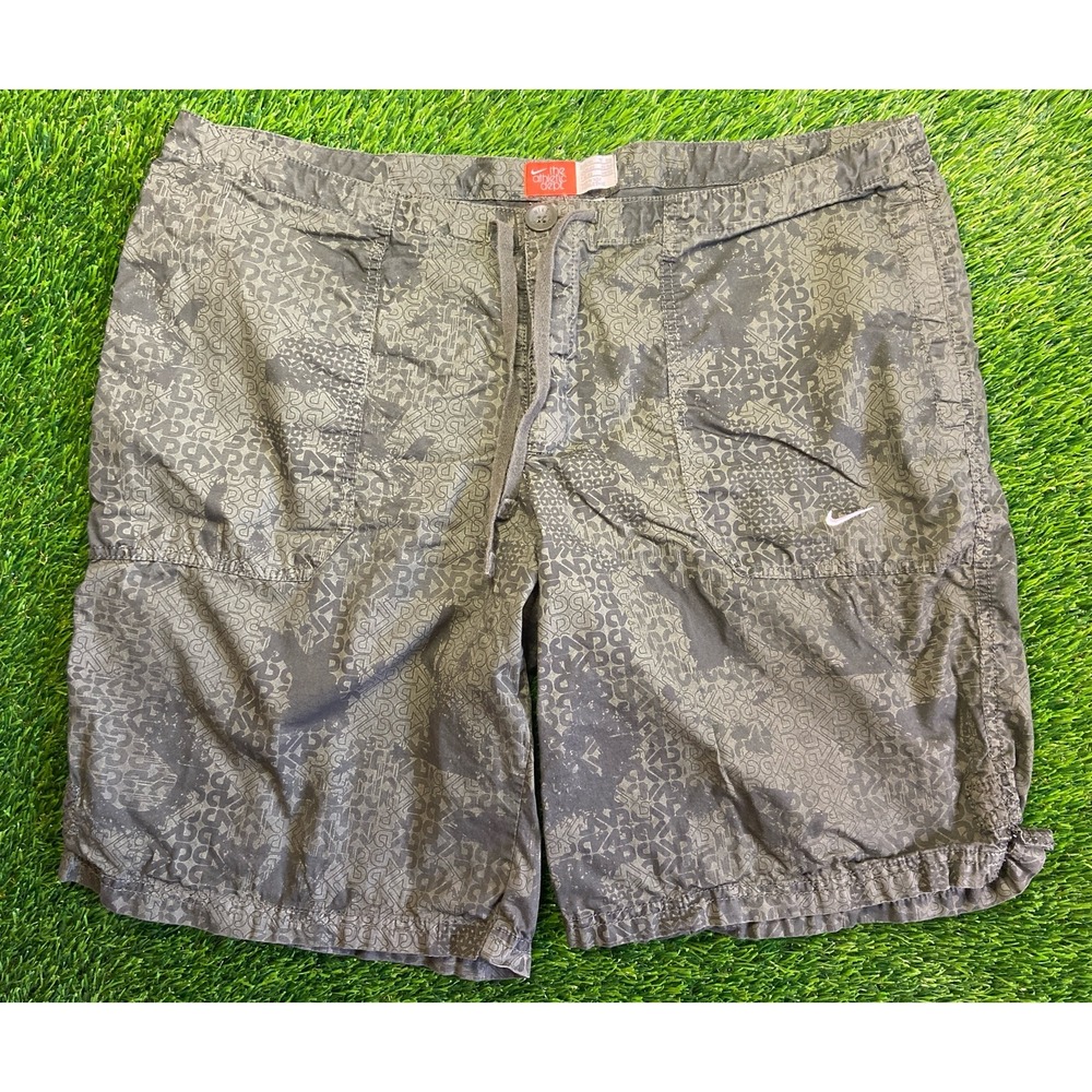 NIKE TRAINING THE ATHLETIC DEPT GRAPHITE SHORTS WOMENS SZ XL 16-18